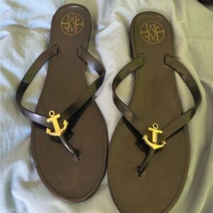 Black anchor sandals